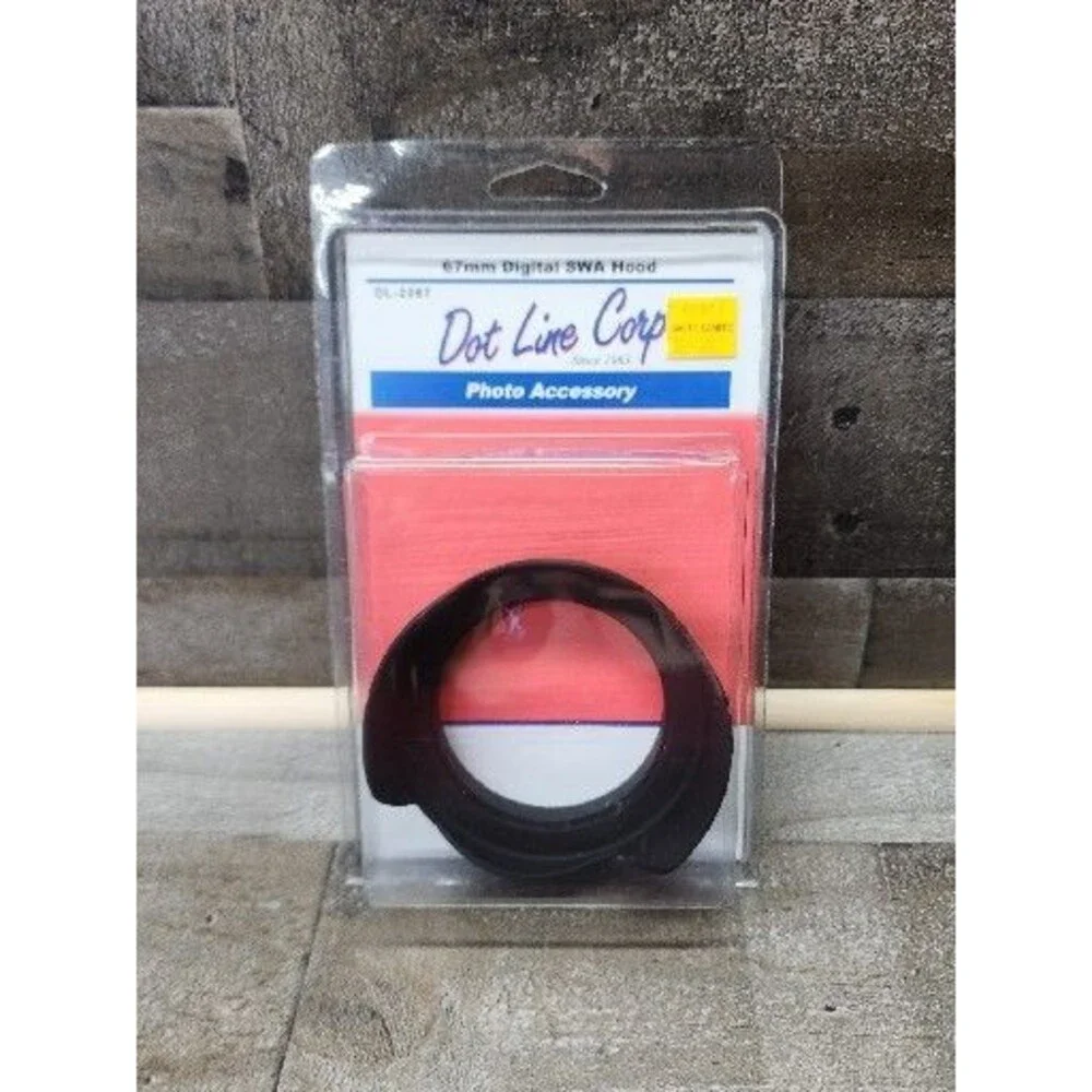 Vintage Dot Line Corp, 67 MM Digital SWA DL- 2267 Hood Camera Accessories NOS